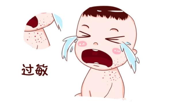 【图集】上海市民双休日积极防疫 排长队接种新冠疫苗
